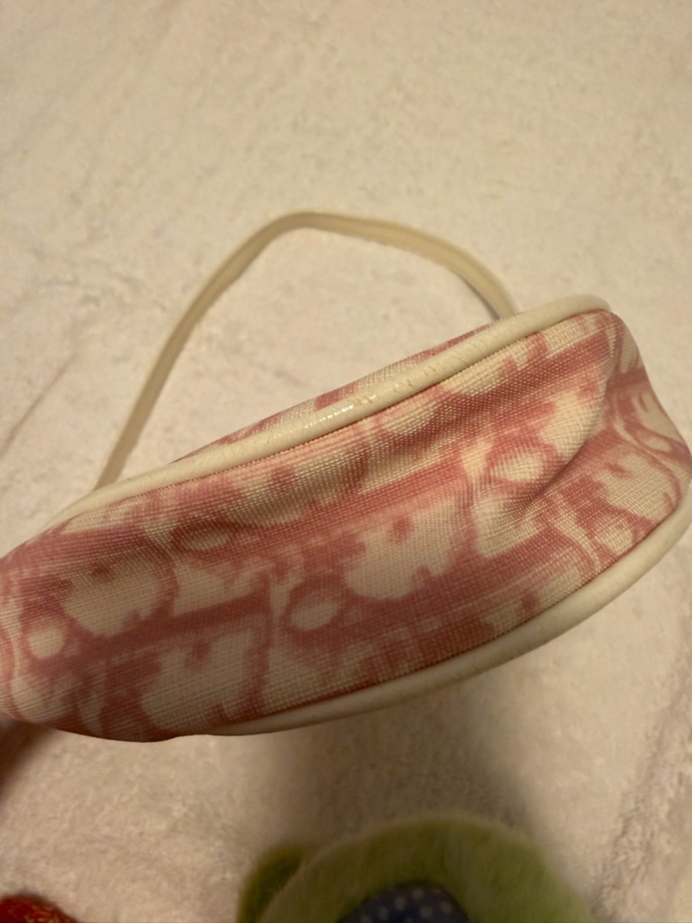 Vintage Christian Dior pink monogram saddle pochette - Picture 5 of 14